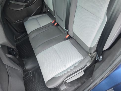Used 2018 Ford Escape SE w/ SE Sync 3 Package AWD/4WD image 13