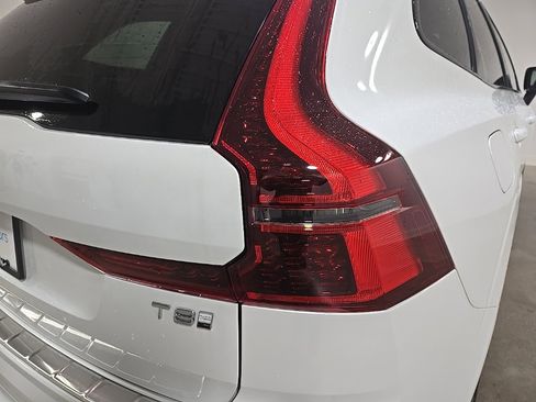 New 2026 Volvo XC60 T8 Plus w/ Protection Package Premier image 20