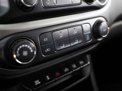 Used 2021 Chevrolet Colorado LT w/ Safety Package image 33