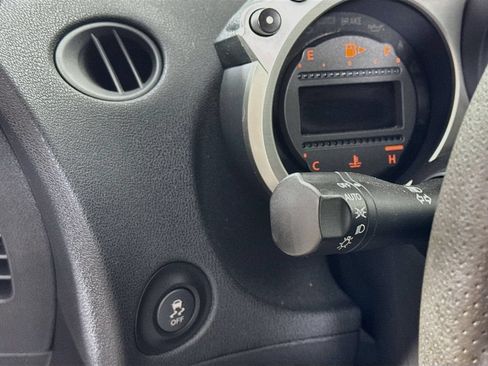 Used 2016 Nissan 370Z Touring Sport RWD image 11