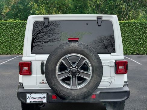 Used 2020 Jeep Wrangler Unlimited Sahara image 8