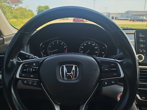 Used 2018 Honda Accord EX-L image 23