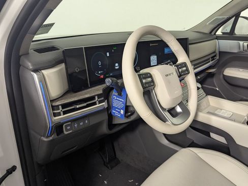 New 2026 Hyundai Santa Fe Limited AWD/4WD image 11