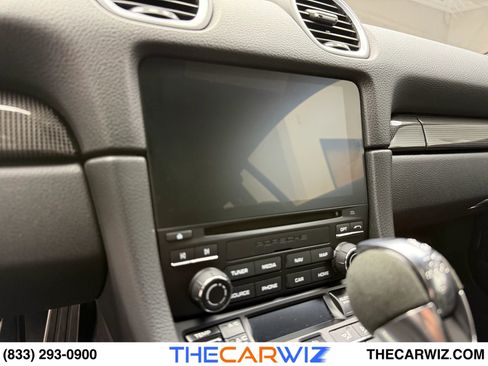 Used 2022 Porsche 718 Cayman GT4 image 57