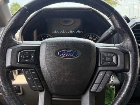 Used 2016 Ford F150 XLT w/ Equipment Group 302A Luxury RWD image 11