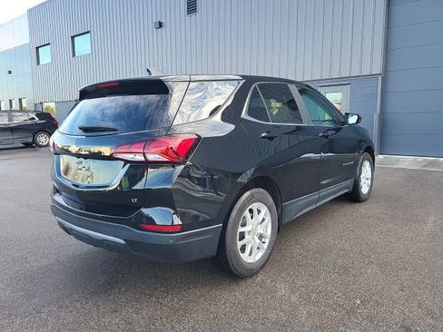 Used 2022 Chevrolet Equinox LT image 3