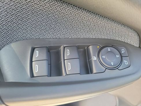 New 2026 Chevrolet TrailBlazer LT w/ Midnight Edition FWD image 16