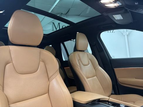Used 2023 Volvo XC90 T8 Ultimate w/ Lounge Package AWD/4WD image 31