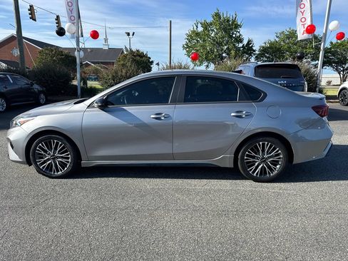 Used 2024 Kia Forte GT-Line w/ GT-Line Premium Package FWD image 6