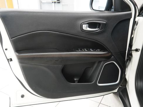 Used 2020 Jeep Compass Limited AWD/4WD image 17