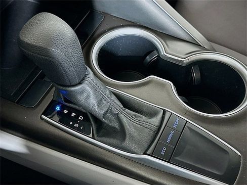 Used 2024 Toyota Camry LE image 17