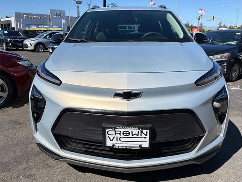 Used 2023 Chevrolet Bolt EUV LT w/ Driver Confidence Package FWD image 25
