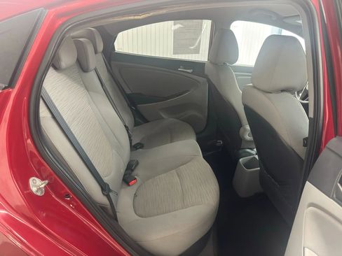 Used 2016 Hyundai Accent SE image 11