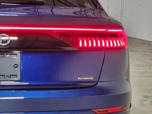 Used 2021 Audi Q8 Premium Plus image 22