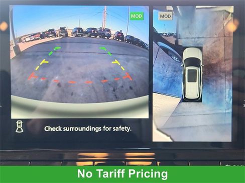 Used 2025 Nissan Pathfinder SL image 14