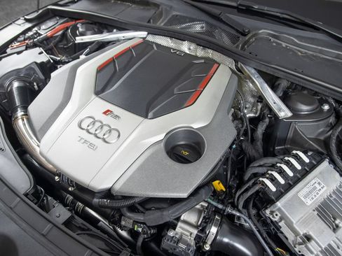 Used 2021 Audi RS 5 w/ RS Driver Assistance Package AWD/4WD image 50