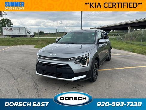 Used 2025 Kia Niro LX FWD image 1