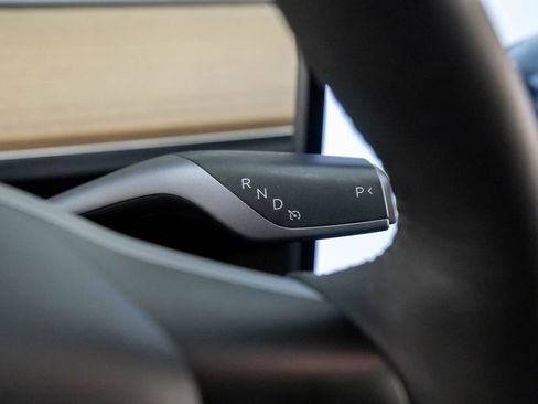 Used 2023 Tesla Model Y Long Range image 20