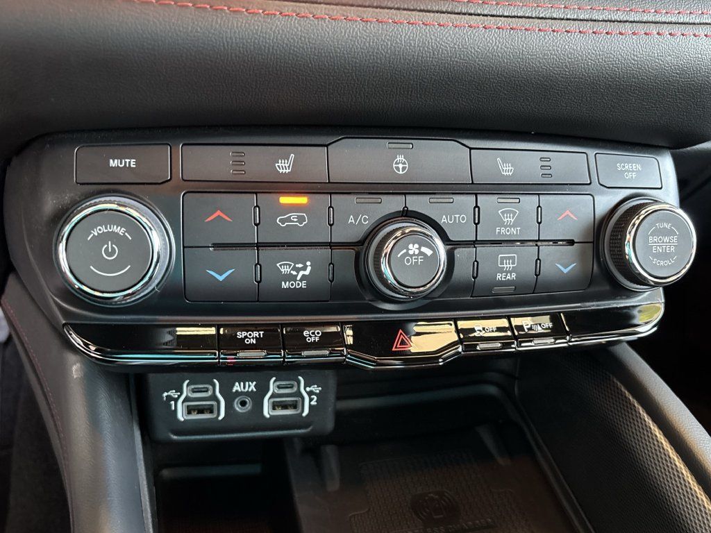 Used 2023 Dodge Durango R/T w/ Blacktop Package AWD/4WD image 20
