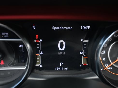 Used 2023 Jeep Gladiator Rubicon w/ LED Lighting Group image 12