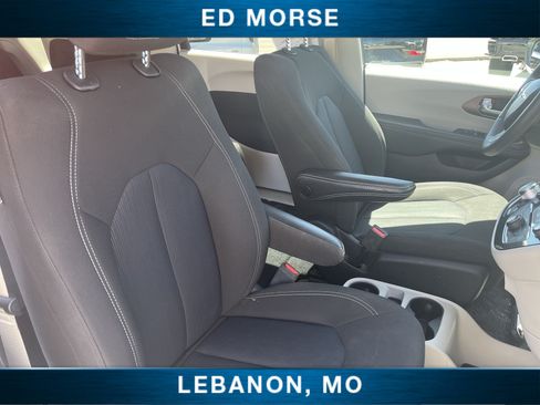 Used 2024 Chrysler Voyager LX FWD image 26