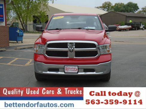 Used 2021 RAM 1500 Classic SLT AWD/4WD image 2