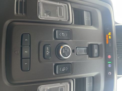 Used 2024 GMC Yukon Denali w/ Max Trailering Package image 19