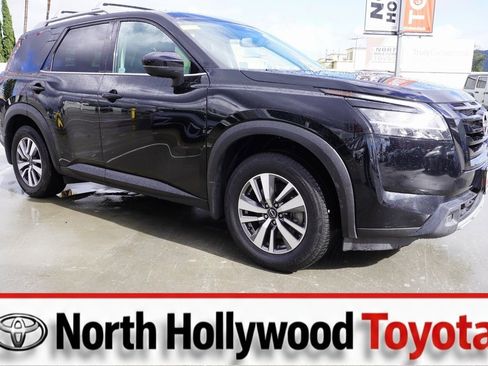 Used 2022 Nissan Pathfinder SL w/ SL Black Package image 1