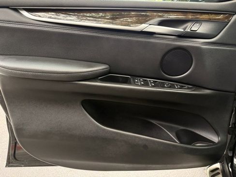 Used 2015 BMW X5 xDrive35d image 27