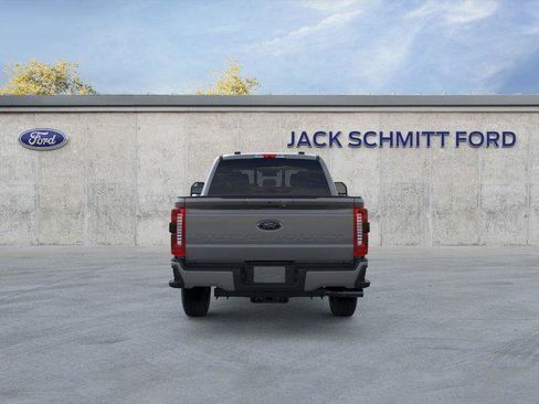 New 2026 Ford F250 Lariat w/ Black Appearance Package image 5