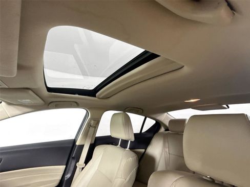 Used 2018 Acura ILX w/ Technology Plus Package image 23