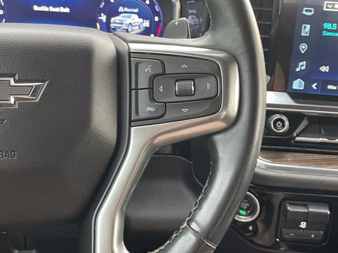 Used 2024 Chevrolet Silverado 1500 RST w/ Redline Edition AWD/4WD image 19
