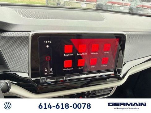 New 2026 Volkswagen Atlas Cross Sport SEL Premium R-Line AWD/4WD image 29