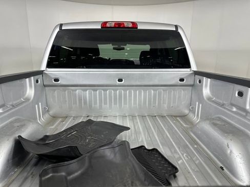 Used 2018 Chevrolet Silverado 1500 LT w/ All Star Edition image 32