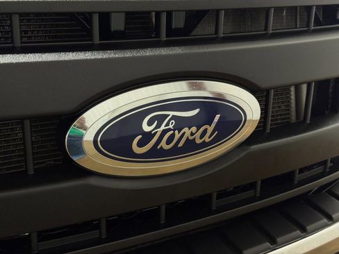 Used 2021 Ford F350 XL w/ Power Equipment Group AWD/4WD image 46
