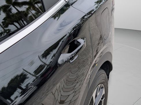 Used 2023 Kia Sportage EX image 16