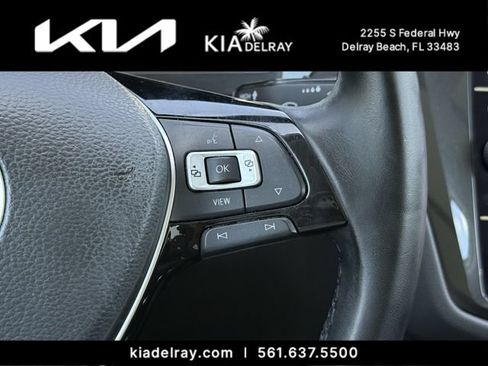 Used 2019 Volkswagen Tiguan SE w/ Panoramic Sunroof Package FWD image 30