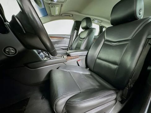 Used 2016 Cadillac XTS Luxury image 12