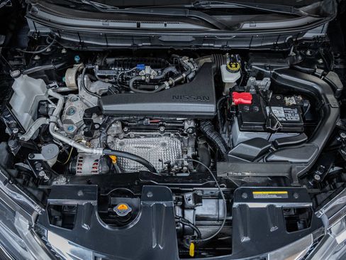Used 2020 Nissan Rogue SV FWD image 19