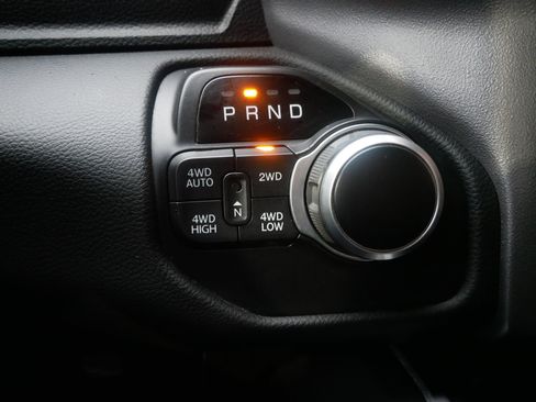 Used 2019 RAM 1500 Big Horn image 22