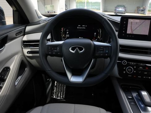 Certified 2026 INFINITI QX60 Luxe w/ Cargo Package FWD image 8