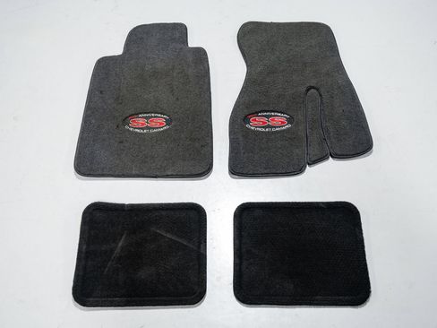 Used 2002 Chevrolet Camaro Z28 w/ SS Performance/Appearance Pkg image 33