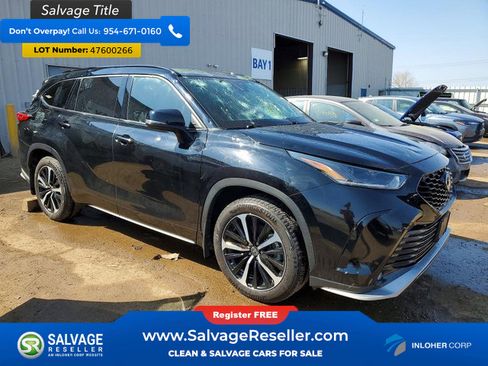 Used 2021 Toyota Highlander XSE image 5