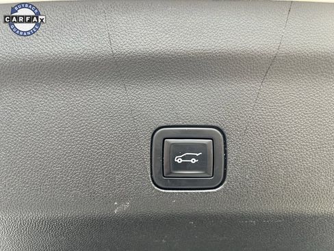 Used 2022 GMC Yukon Denali image 29