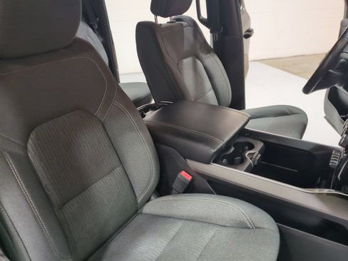 Used 2019 RAM 1500 Big Horn AWD/4WD image 10