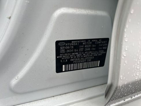 Used 2020 Genesis G70 2.0T image 43