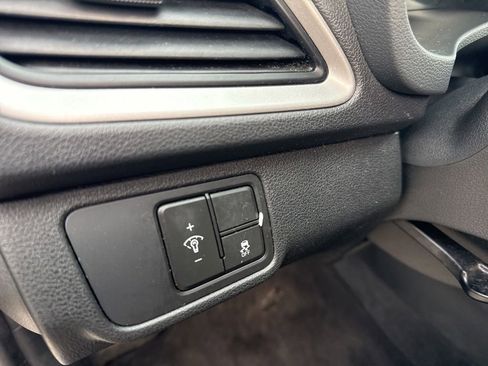 Used 2021 Hyundai Accent SEL image 14