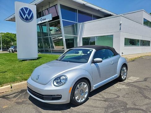 Used 2015 Volkswagen Beetle 1.8T FWD image 1