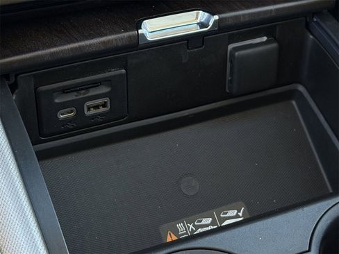 Used 2021 GMC Yukon Denali w/ Denali Ultimate Package image 21