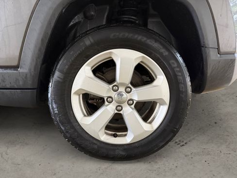 Used 2019 Jeep Compass Latitude w/ Popular Equipment Group image 7